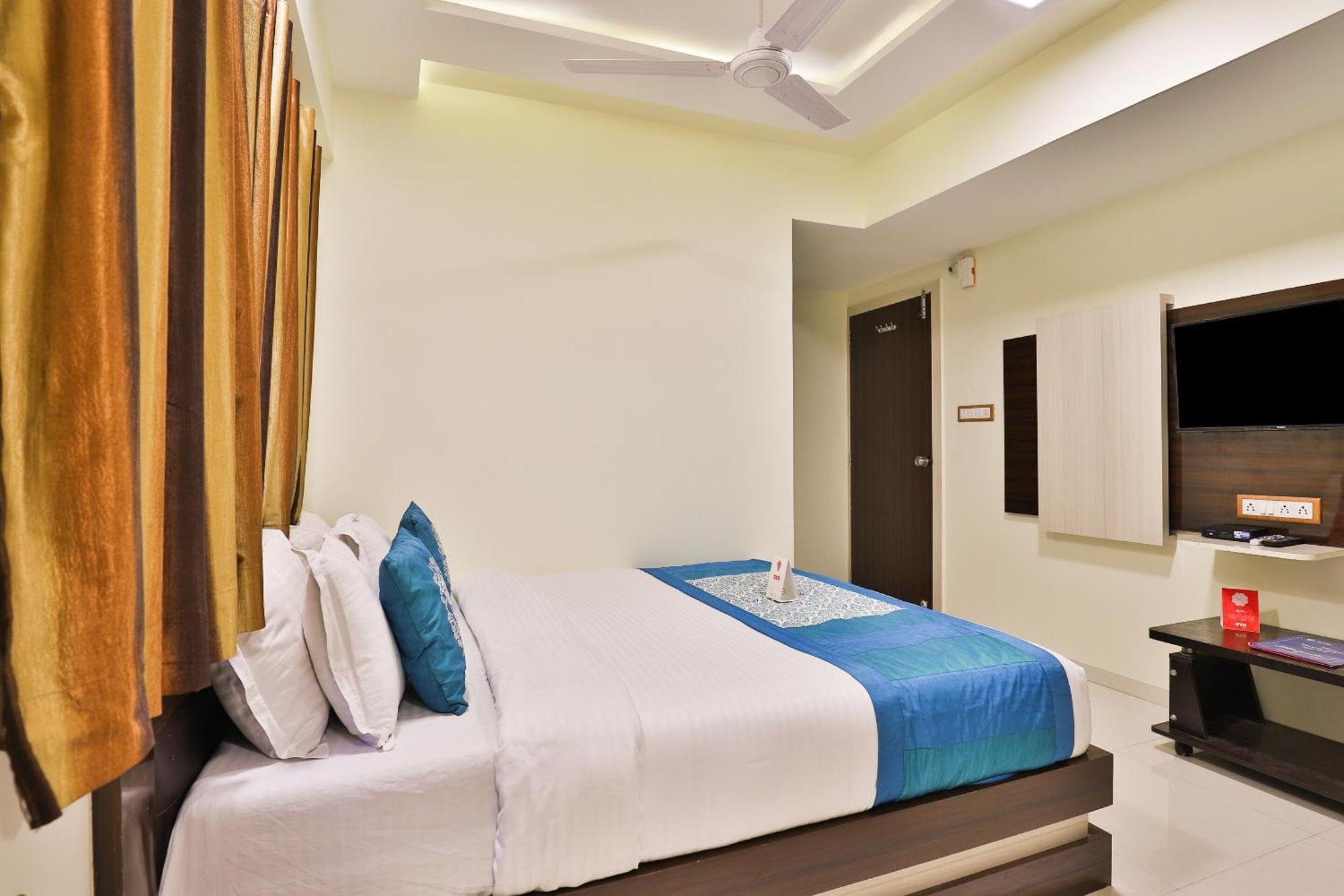 Hotel O Red Apple Ahmedabad Exterior photo