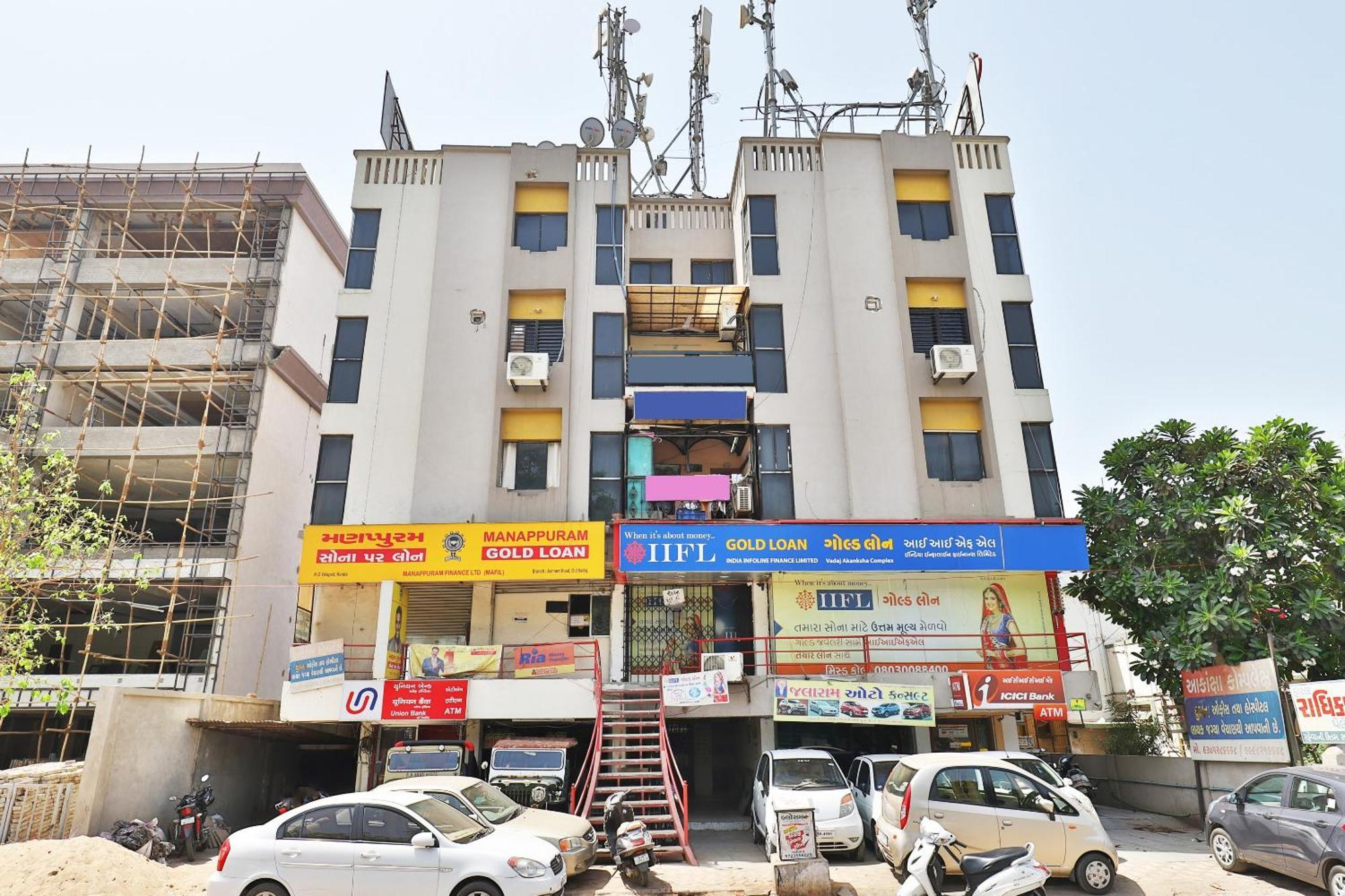 Hotel O Red Apple Ahmedabad Exterior photo